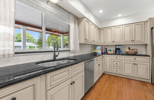 Casa Coral Vista | Heated Pool, Spa, Mins to Beach - Foto 40