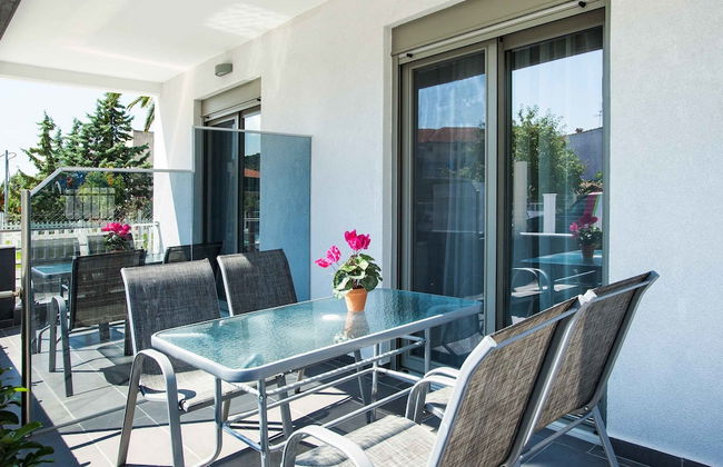 Nymphes Deluxe Accommodation - Photo 20