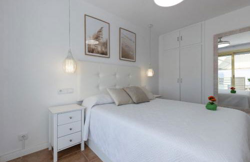 Prime Location Penthouse with Stunning Sea Views - Foto 16