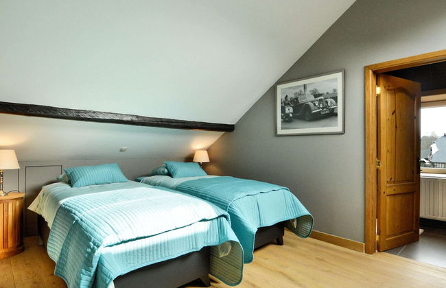 Walk Luxury Stay With Pool - Photo 2