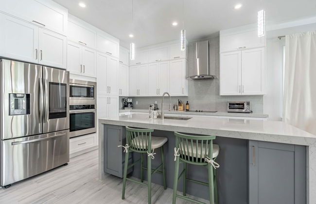 Sparkling new Vanderbilt Beach Luxury Escape - Photo 8