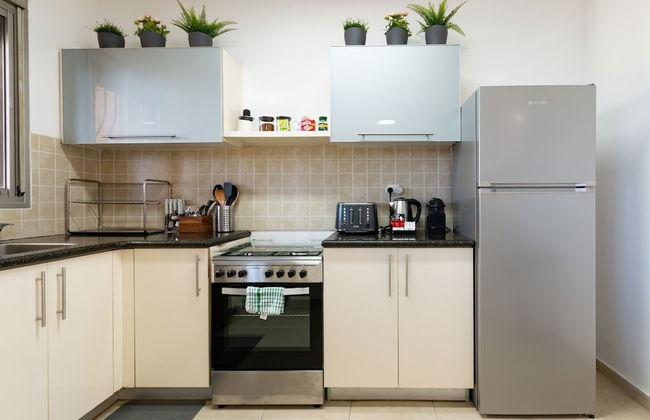 Stylish & Cozy Seaview Vacation APT - Foto 11