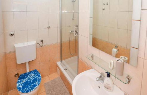 Eight-Bedroom Holiday Home In Pasman - Foto 39