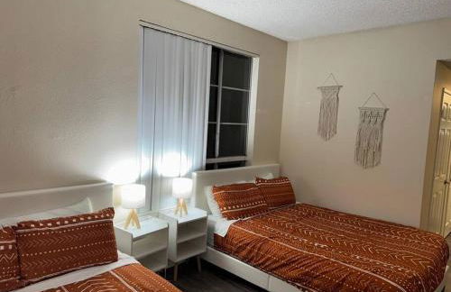 Travel Haven at Miracle Mile- 110 - Foto 8