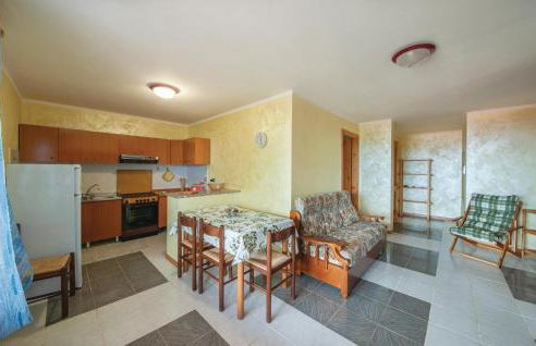 Awesome Apartment In Porto Alabe - Foto 3