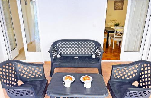 Encantador Muy Céntrico Terraza y AC - Foto 37