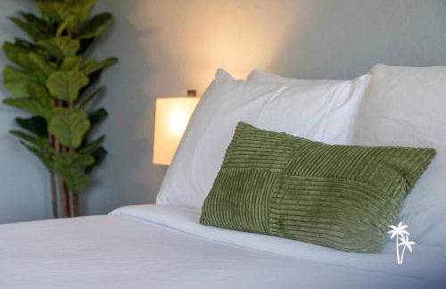 Delightful Studio Condo with Garden View Balcony 7 Mins to Universal - Foto 9