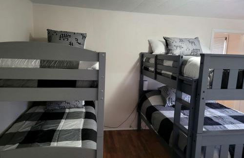 Gorgeous Cottage with Stunning Sights in Wellston, Michigan - Foto 3