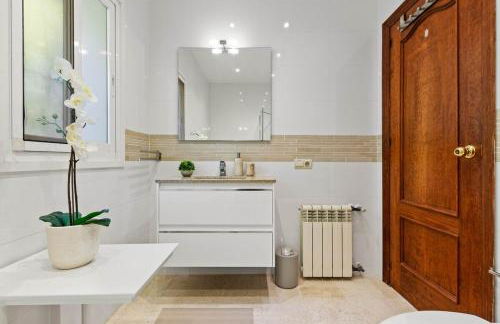 Villa Roco Marbella private pool and sea view - Photo 24