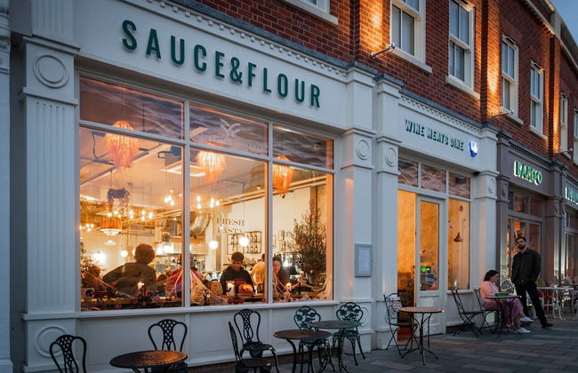 Super Vibrant 2 Bedroom With Parking - Foto 19