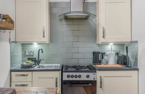 The Nook, 1 Bedroom Cottage with Indoor Fireplace - Foto 23