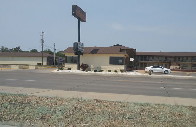 Silver Spur Vintage Inn & Suites - Photo 56