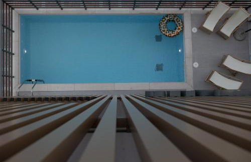 FOUR REASONS - Foto 9