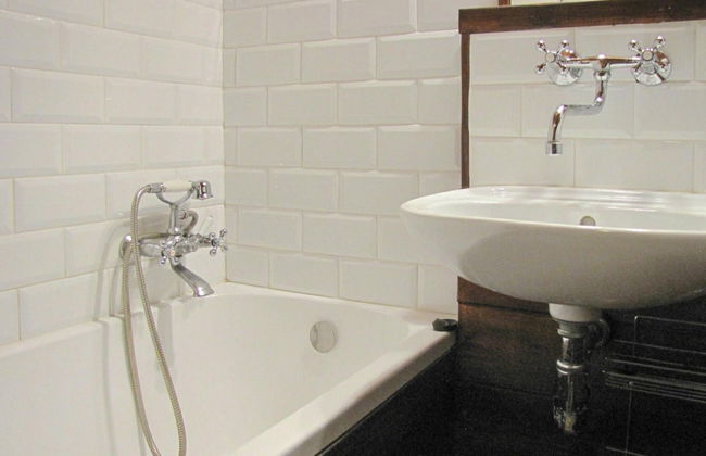 Great Holiday Home in the Middle of Nature and Right on the Lake, Natac Wielka - Foto 10