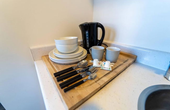 Cosy Ensuite Style Studio Close to University! - Photo 17