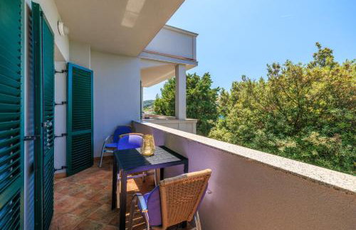 Apartments By the sea in Lopar - Photo 17