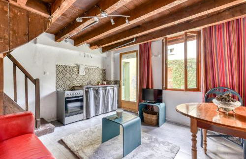 Le Patio de la Bastide avec Terrasse & Netflix - Quartier paisible - Foto 9