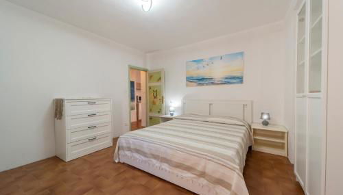 Al Campanile - Foto 2, wardrobe