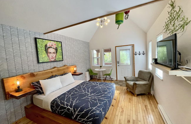 Love Shack - Photo 23