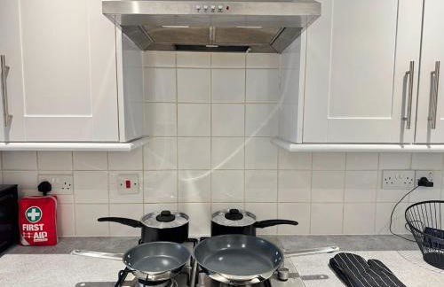 Coastal 2 Bathroom Apartment, Free Parking - Foto 17