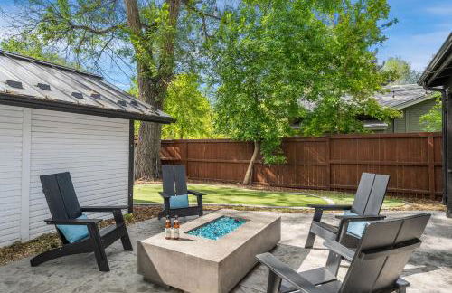 CSU Hideaway King Bd, Backyard Oasis, EV Charger - Foto 9