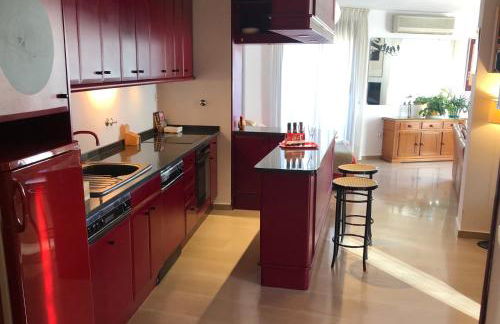 Loft acogedor con terraza y parking en el centro - Foto 1