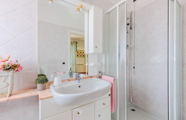 Regina Beach Villa by the Beach in Marina di Piet - Foto 57