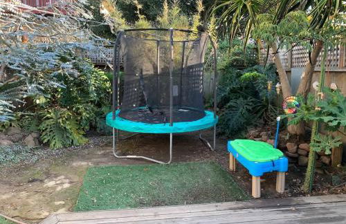 2 bedroom bungalow with hot tub - Photo 61