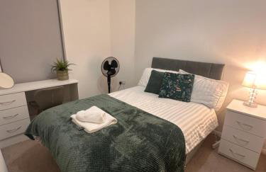 Cosy 2 bed flat, Wi-Fi Netflix, Free Parking - Foto 3