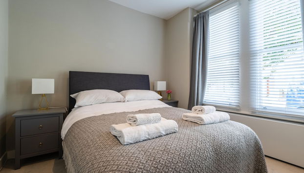 Stylish Fulham Flat With Patio by Underthedoormat - Foto 2, Habitación