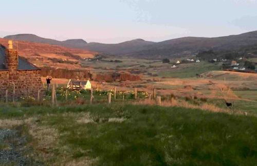 The Byre, Glasphein-Panoramic sea and glen views - Foto 17