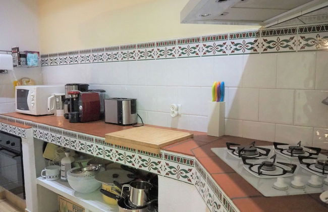 Cozy Noves Home With Pool Access - Foto 5