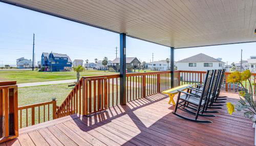 Pet-Friendly Galveston Home Walk to Beaches! - Foto 2