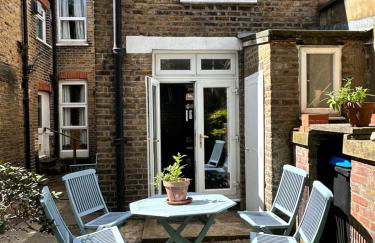 Charming, Renovated Residence in Willesden Green - Foto 13