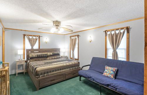 Stunning Lake View On A Nice & Quiet Relaxing Home - Foto 21