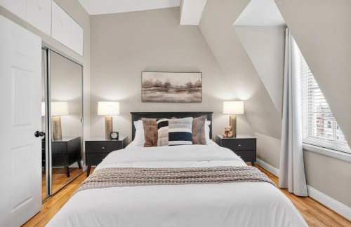 Luxury 4-BR with Free Parking in Heart of DC - Steps to Metro - Photo 47