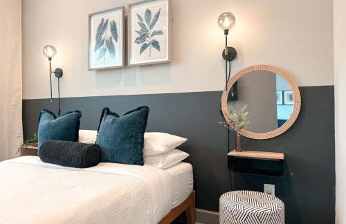 The Nichols Lux Fort Worth TX Same Day Booking - Photo 20