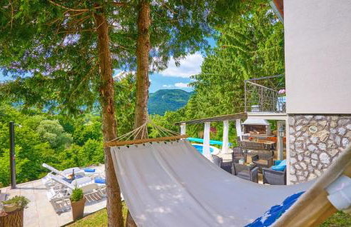 Gorgeous Home In Zagreb With Wifi - Foto 14