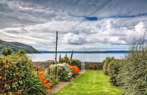 The Apostles - Photo 9