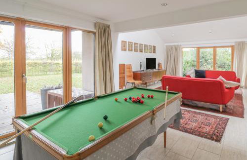 Frater House - Photo 11