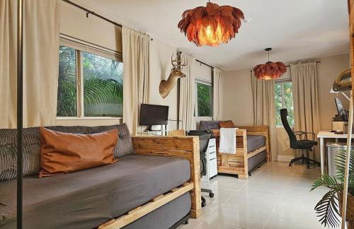 -Disco Bungalow- One third mile to FTL Marine Center - Foto 32
