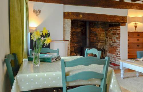 Three Ash Cottage - Photo 3