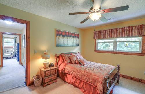 Peaceful Bluff City Retreat with Fire Pit and Grill - Foto 18