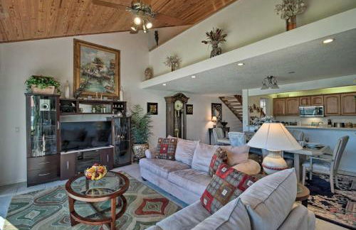 1 Mi to PGA Golf Retreat with Pool in Palm Beach - Photo 5