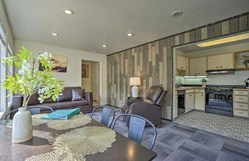 Cabin with Hot Tub and Views 1 Mile to Alyeska Resort - Foto 5