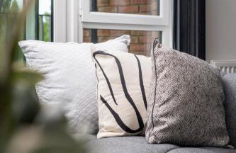 Lovely Home Near Canal, Park, & Central MK - Foto 26