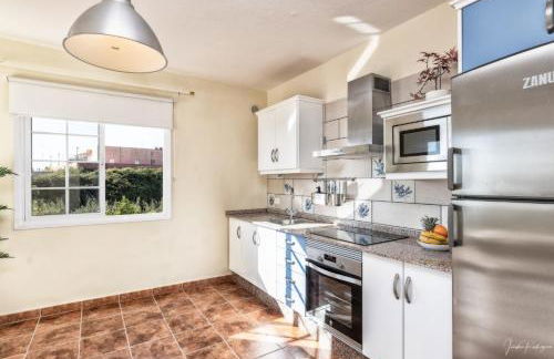 Casa Onelia, 2 bedroom modern oasis, good location - Foto 13