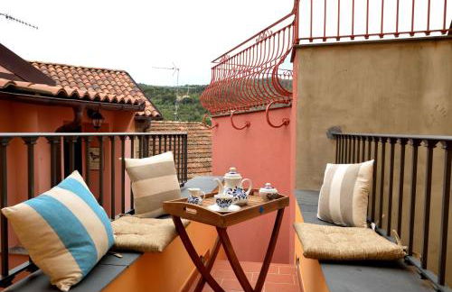 casa con mini piscina, giardino e area giochi per bambini - Foto 29