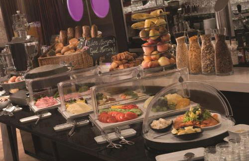 Adina Apartment Hotel Berlin Hackescher Markt - Foto 13