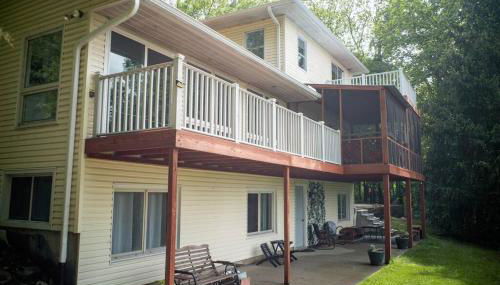 Finn's Hideaway -Modern family river home - Foto 2